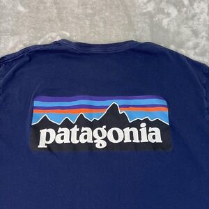 Patagonia‎ Shirt Mens Large Blue P-6 Logo Organic Cotton Graphic Short Sleeve